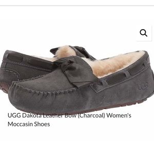 UGG Dakota Leather Bow (Charcoal) Women’s Moccasin Shoes
